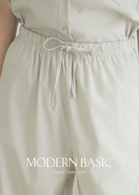 <B>[Modern Basic]</b> Free A Line Strap Pants - PN2507077 -